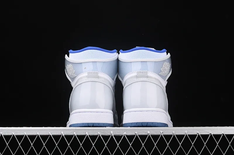 All categories Air Jordan Jordan series basketball shoes Air Jordan 1 High pure original version Air Jordan 1 High Zoom R2T AJ1 Joe 1 white gray blue patent leather gradient crystal bottom CK6637-104